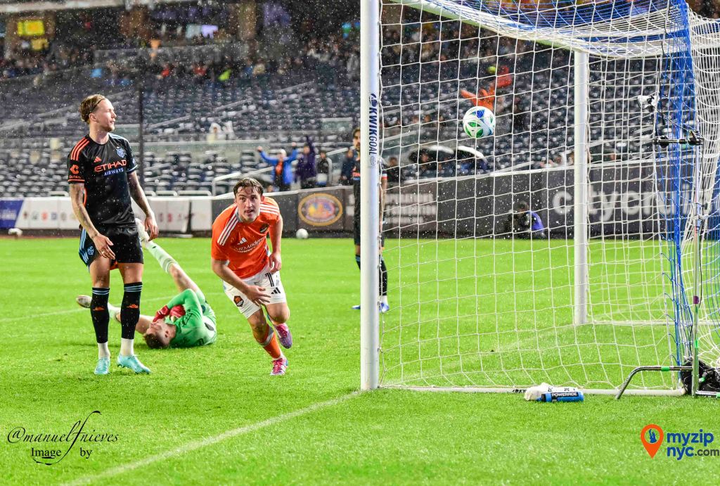 🇺🇸 NYCFC Sinks Against a Disciplined Houston on a Rainy Bronx&nbsp;Night